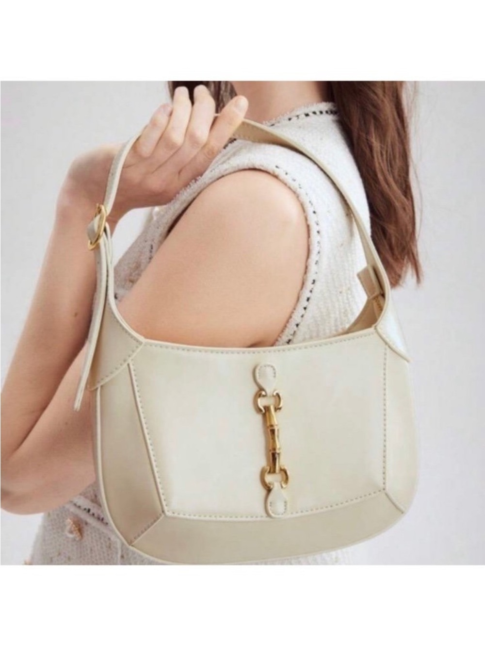 Cream Leather Shoulder Bag with Gold Hardware